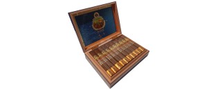 AJ Fernandez New World Decenio Robusto