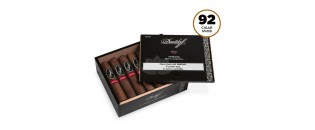 Davidoff Yamasa Petit Churchill