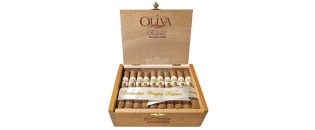 Oliva Connecticut Reserva Petit Corona